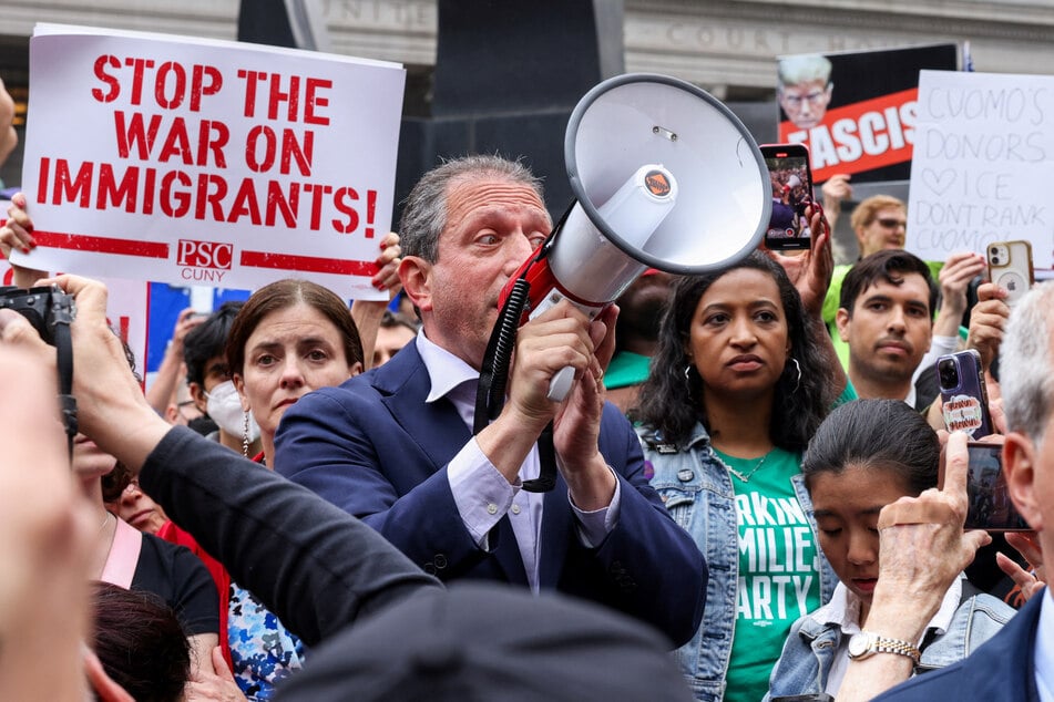 New York City Comptroller and mayoral candidate Brad Lander speaks at a rally in Manhattan after being released by ICE on June 17, 2025.