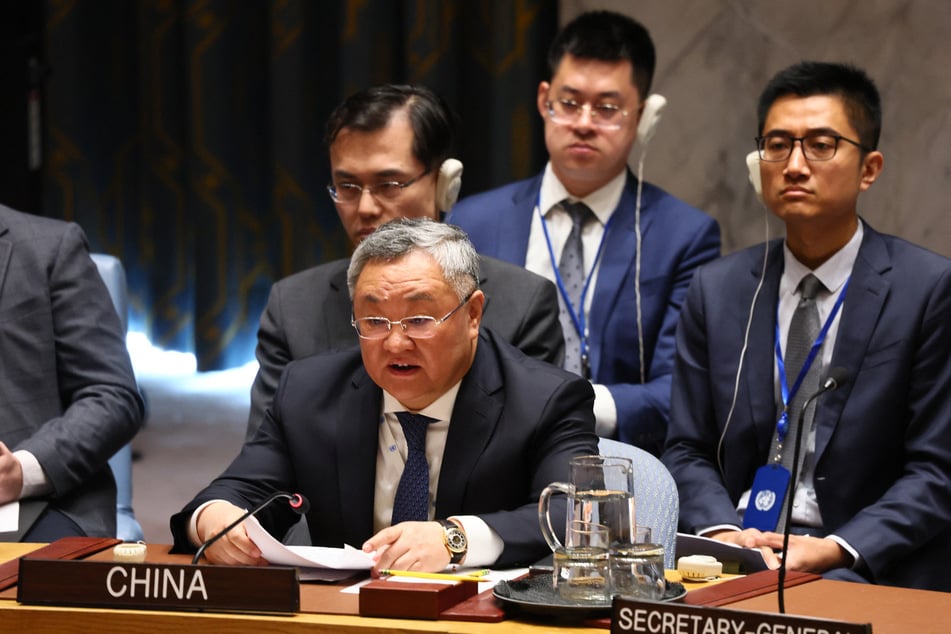 China's permanent representative to the UN, Fu Cong, accused the US of "bullying" and "blackmail" in a fiery UN speech.