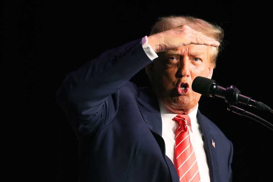 Ex-Trump Organization exec has breakdown on witness stand during New York fraud trial