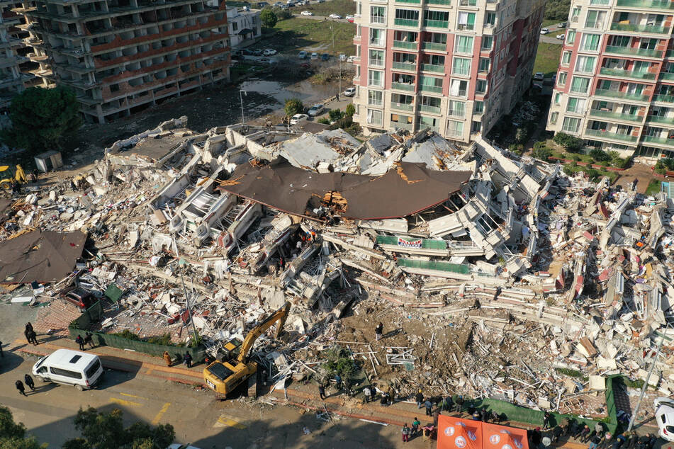 Turkey and Syria earthquakes: Over 4,000 confirmed dead as rescue operations continue