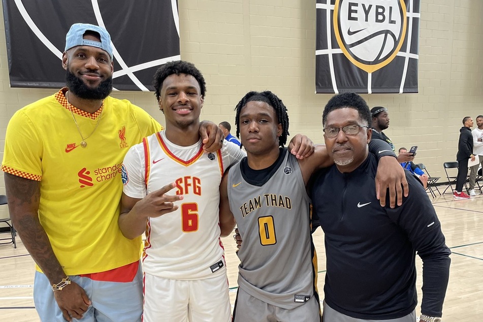 Josh Hubbard, the No. 1 player in the state of Mississippi, will now be exploring other recruiting options after decommitting from Ole Miss.