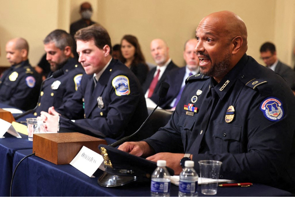 Capitol Police officers sue over Trump's "slush fund" for "insurrectionists"