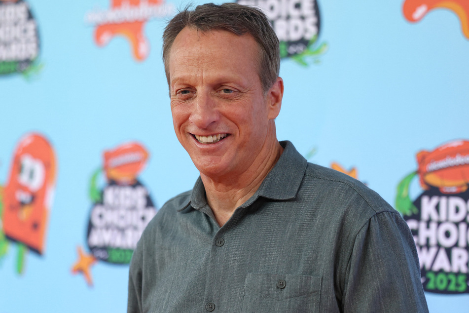 Tony Hawk slammed the accusations that he held his wedding on Jeffrey Epstein's infamous island.
