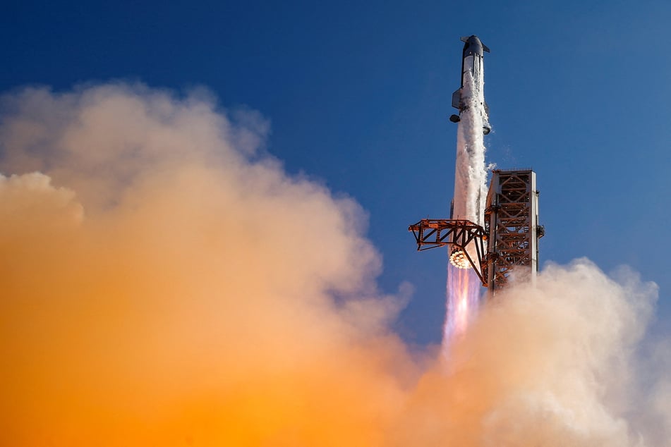SpaceX carries out successful Starship test flight in first attempt since going public