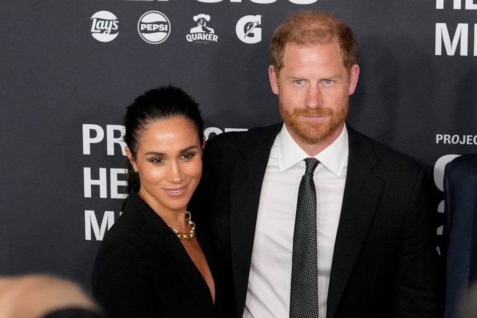 Prince Harry and Meghan Markle (l) originally stepped down as working royals in 2020. Six years later, the palace has confirmed that their status has not changed, despite moving back to the UK.