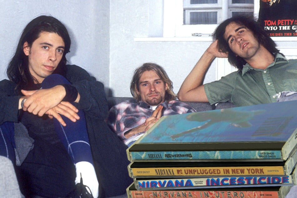 Nirvana moves to dismiss child pornography album artwork lawsuit