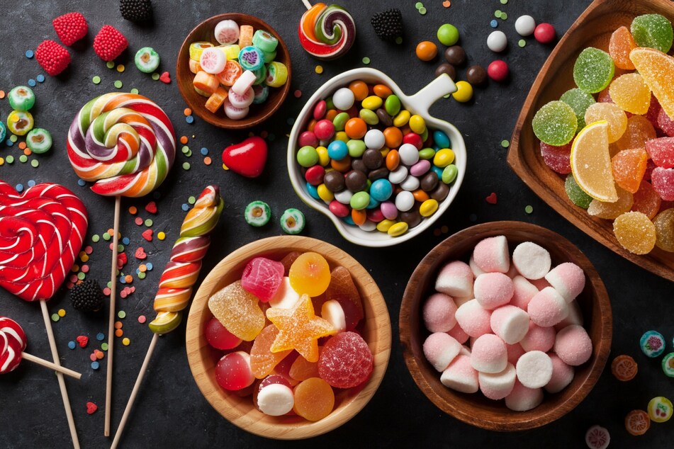 This candy company will pay you to eat its products all day long!