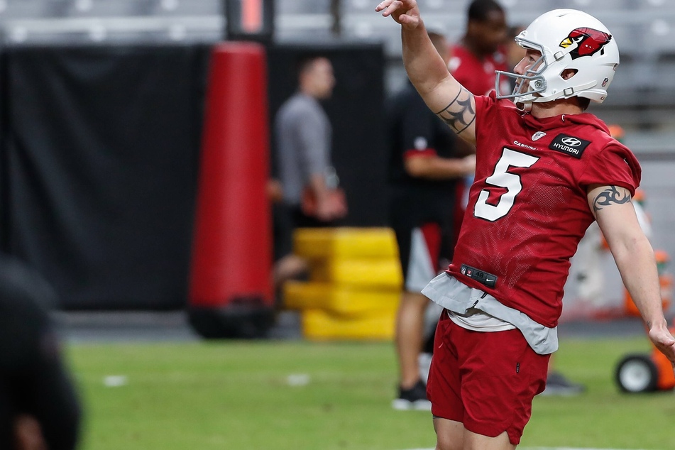 NFL: The Cowboys and Cardinals clash in the desert during preseason action