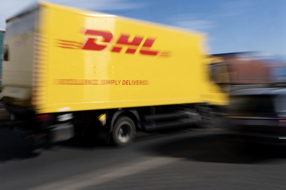 DHL will no longer ship packages worth more than $800 to US customers amid constant delays in US Customs clearances.
