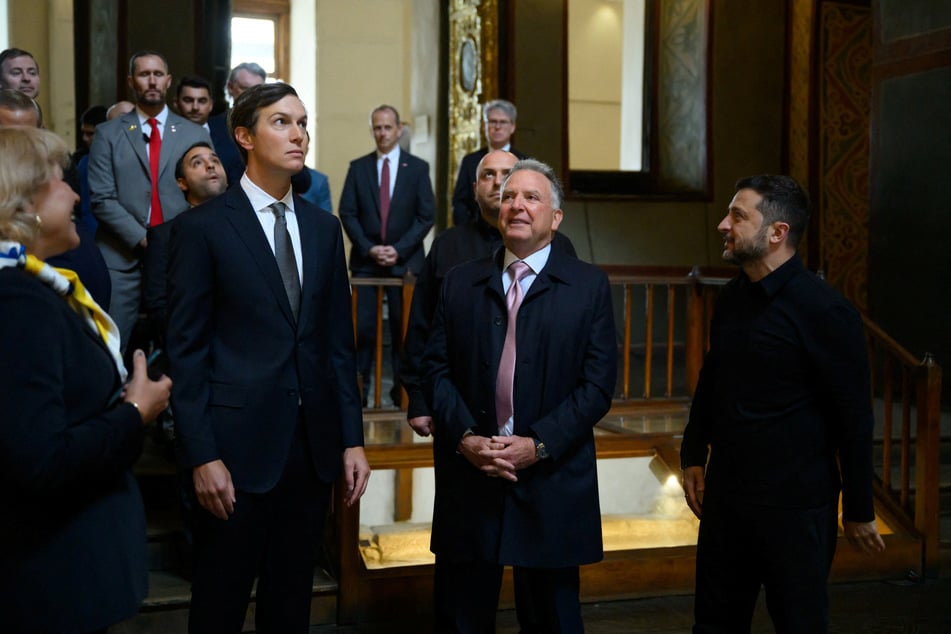 Ukraine's President Volodymyr Zelensky (r.), Jared Kushner (l.), US Special Envoy Steve Witkoff (c.), and members of negotiating groups visit the Saint Sophia Cathedral in Kyiv on September 6, 2026.