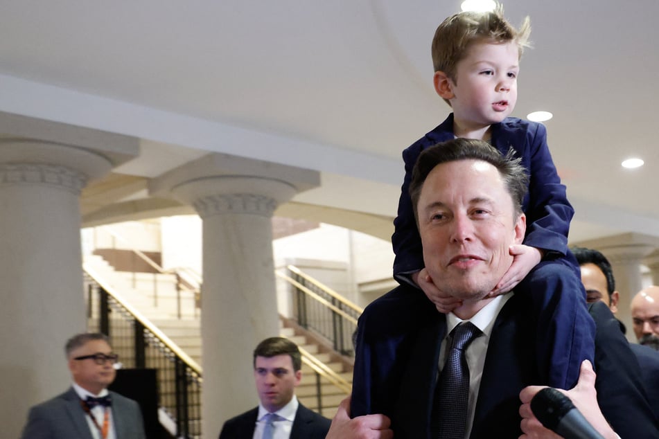 Elon Musk brings son to Congress as he meets with lawmakers to talk slashing costs