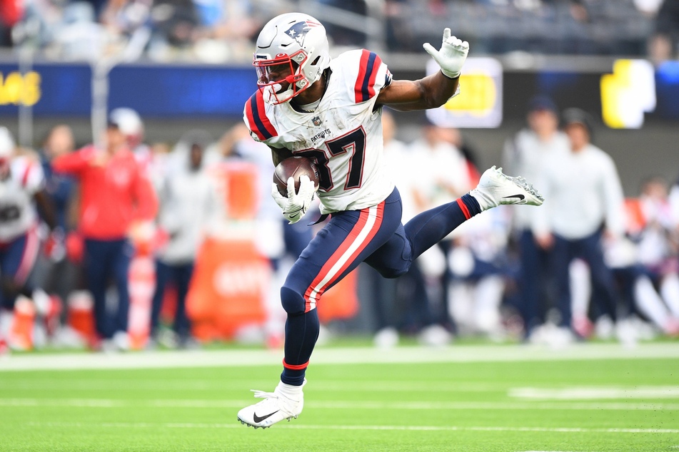 Patriots Running Back Damien Harris scored his team's only TD against the Bills on Monday night.