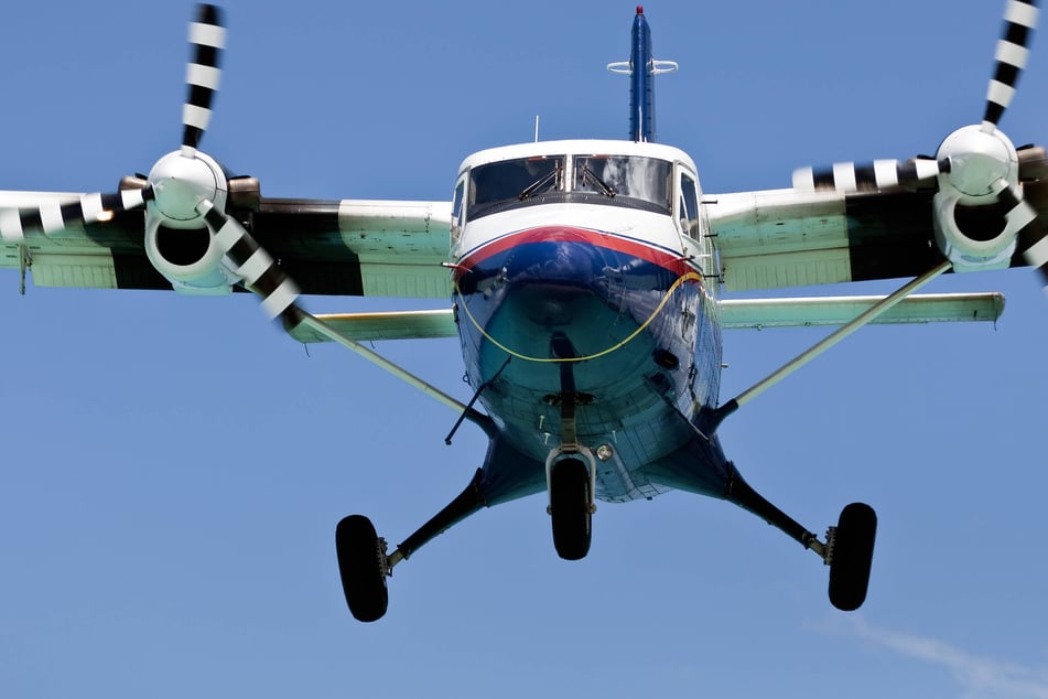 Plane crashes in Pacific Ocean off Half Moon Bay coast in deadly tragedy