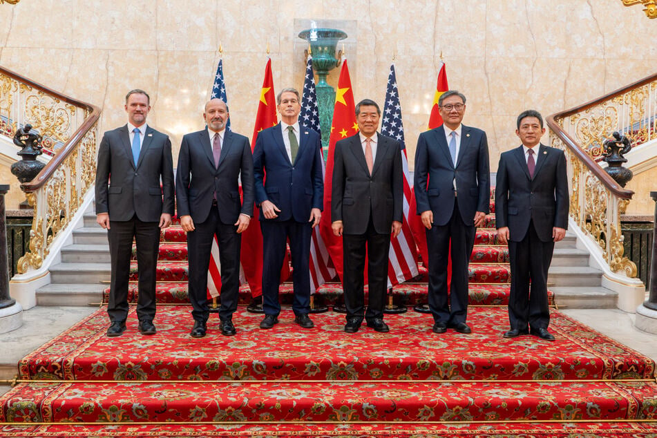 US and China announce key agreement after London trade talks