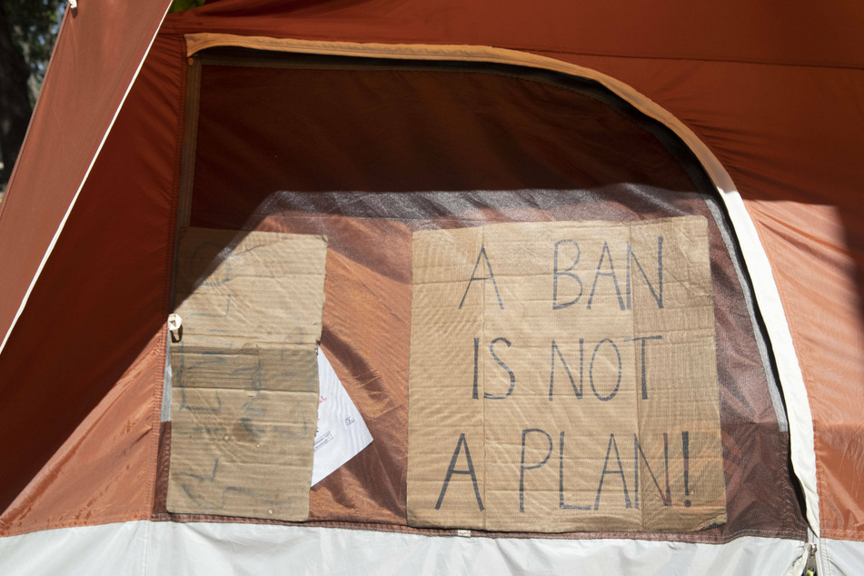 Austin City Council zeros in on homeless encampment sites and "bridge" shelters