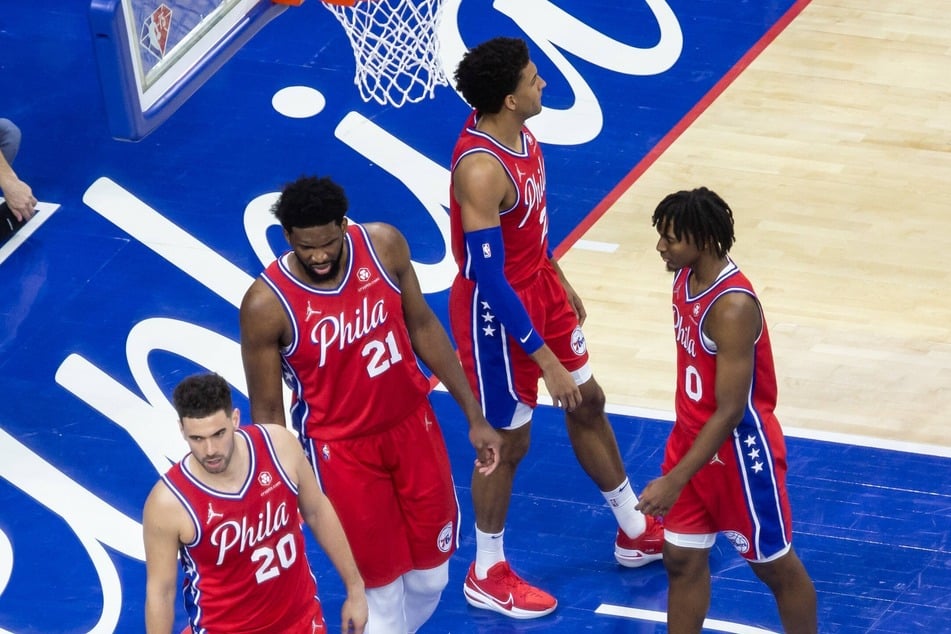 Tyrese Maxey (r) believes his team, as a "unit" will bring Philly a long-overdue NBA title this season.