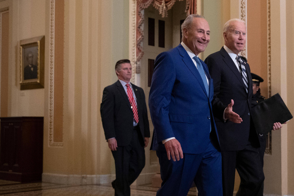 Temporary spending bill clears Senate, averting government shutdown