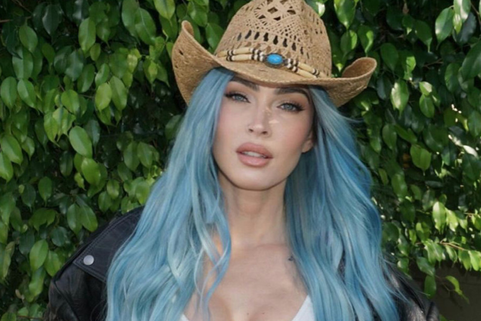 Megan Fox gave single women some telling advice while enjoying Coachella weekend 1.