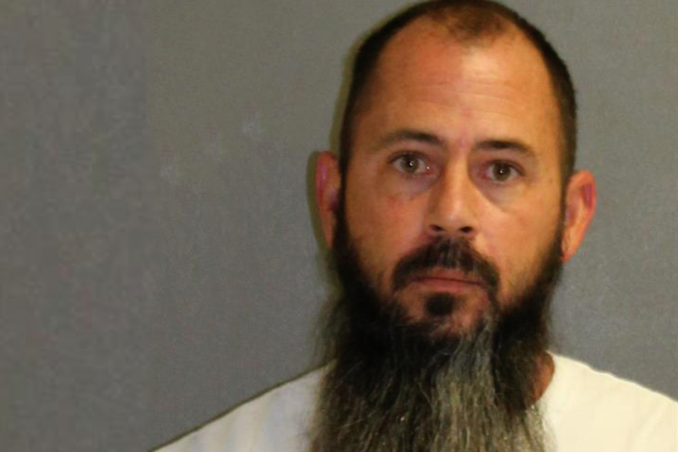 Jealousy-crazed Florida man confronts wife's secret lover in fatal encounter