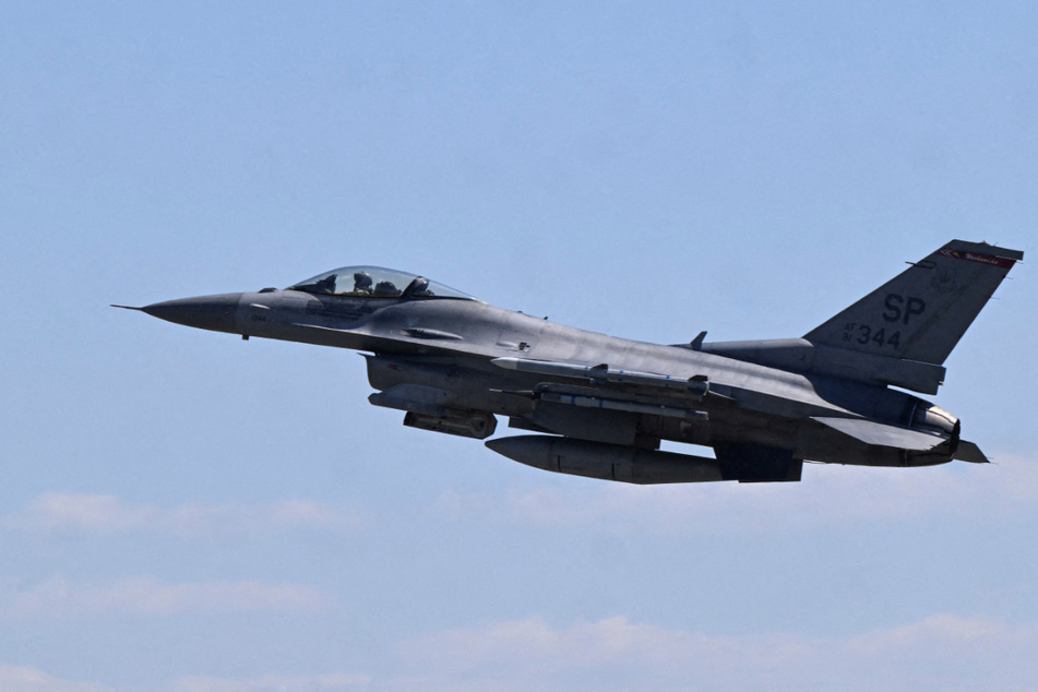 Washington approves sale of F-16 warplanes to Turkey