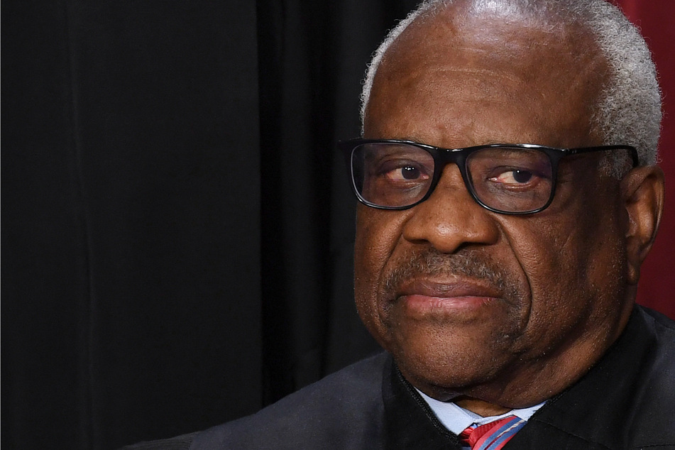 Clarence Thomas makes late disclosure of lavish trips paid for by GOP donor