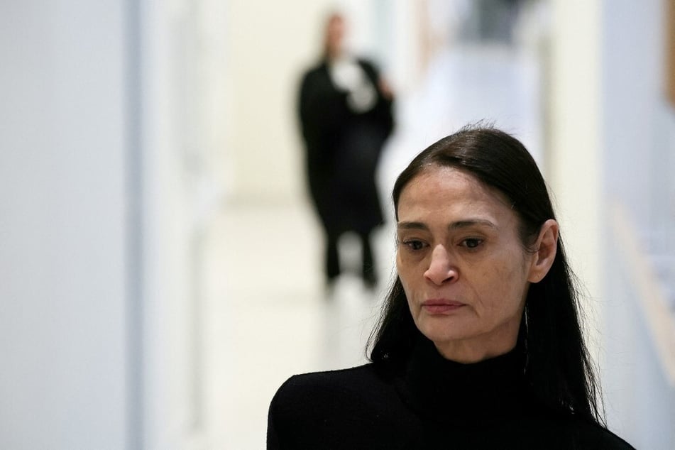 British actor Charlotte Lewis has accused Roman Polanski of raping her when she was 16 years old.