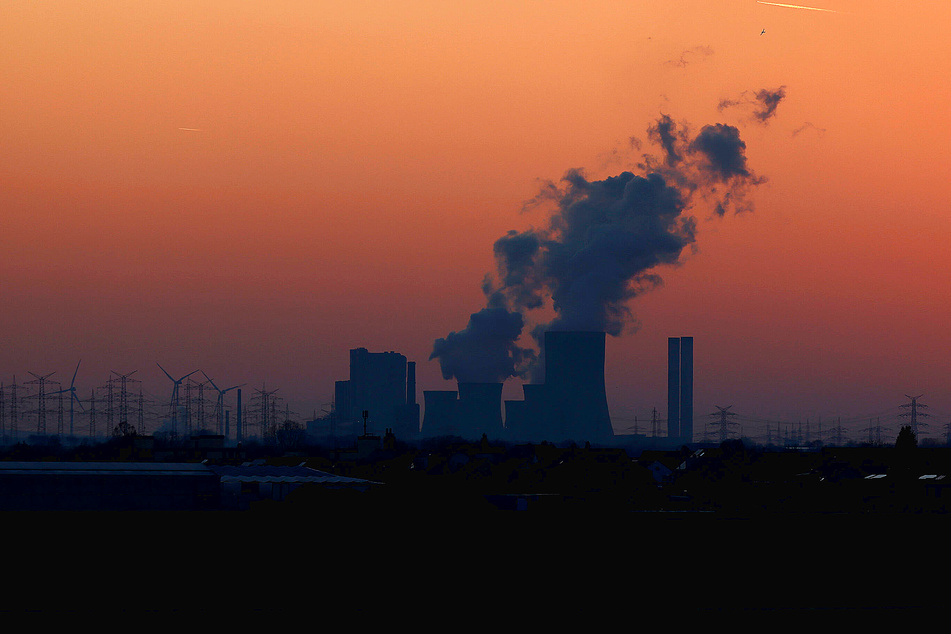 The summary could have been clearer about the need to phase out fossil fuel use.