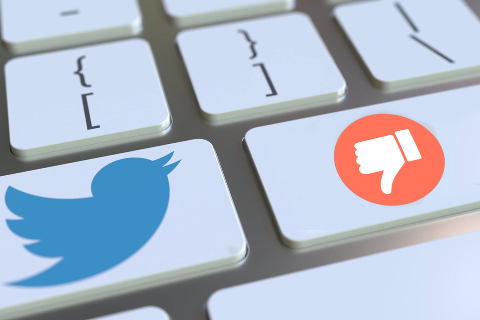 Twitter is experimenting with adding a downvoting feature