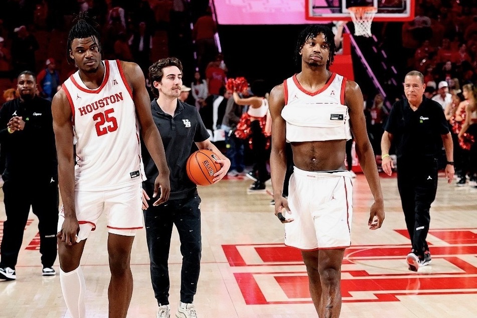 College basketball: A new era emerges as top teams fall from grace