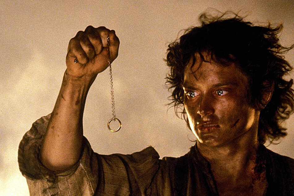 The Lord of the Rings: Rings of Power debuts stunning second trailer