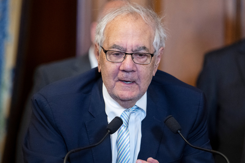 Former Congressman Barney Frank has died at the age of 86.