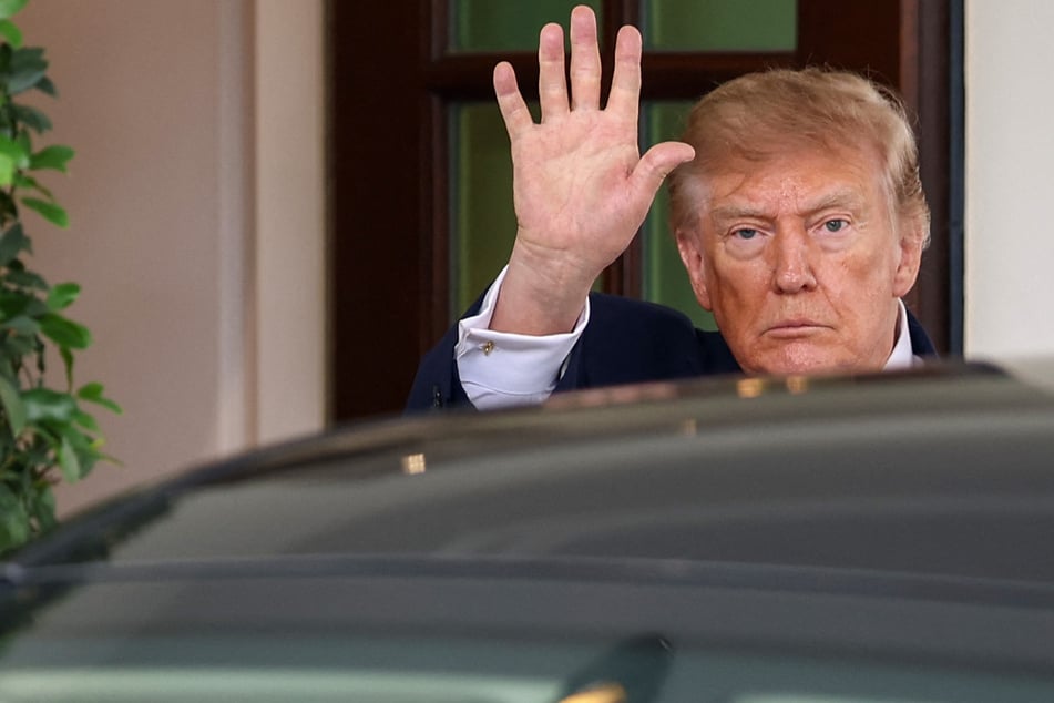 Trump takes big legal hit as judge tosses his lawsuit over Iowa presidential poll