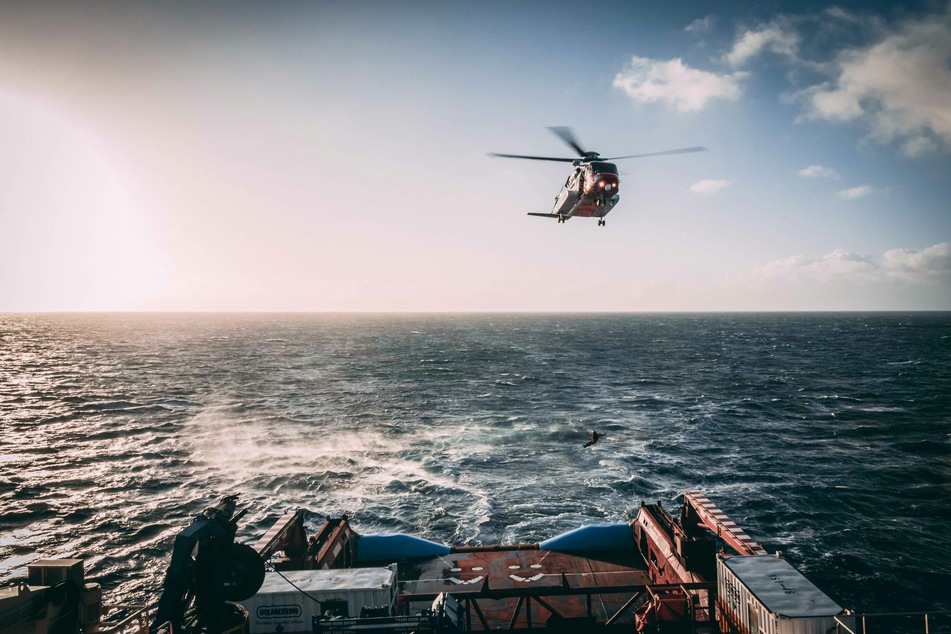 Giant land, air, and sea search continues for two missing US soldiers in Morocco