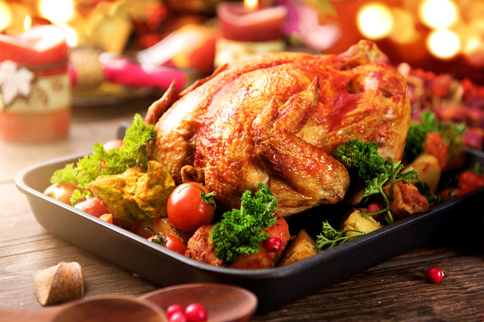Aurora woman makes Thanksgiving possible for more than 30 families