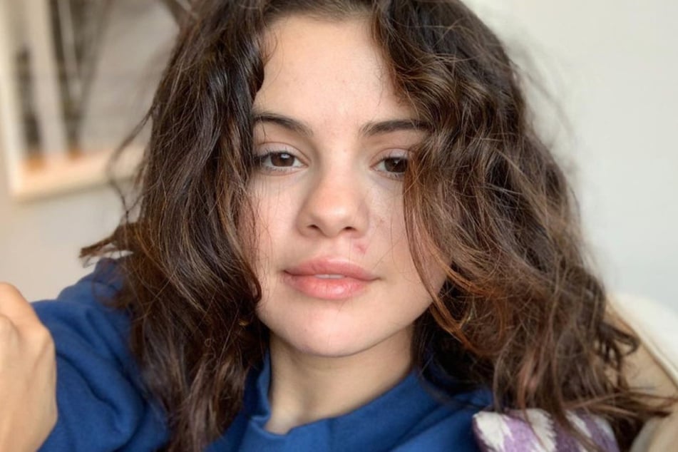 Selena Gomez reveals why she feels being "honest" is better as a role model.