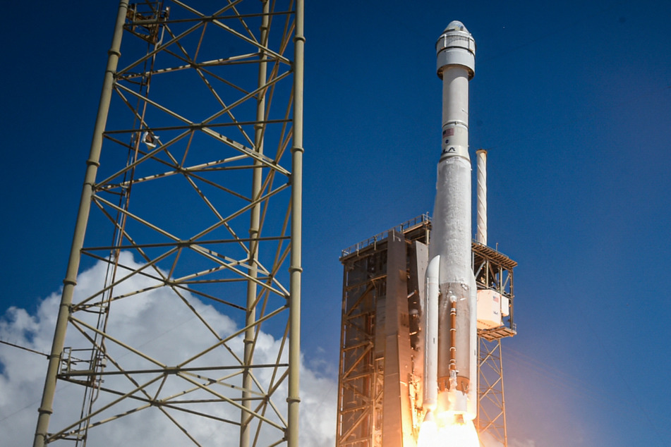 Starliner docks at ISS after thruster issue with two astronauts onboard