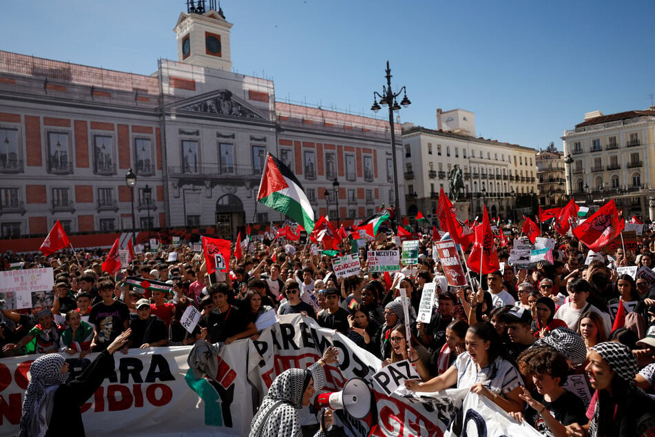Protests broke out in Spain, Italy, and other countries, in solidarity with the Gaza aid flotilla and Palestinian lives.