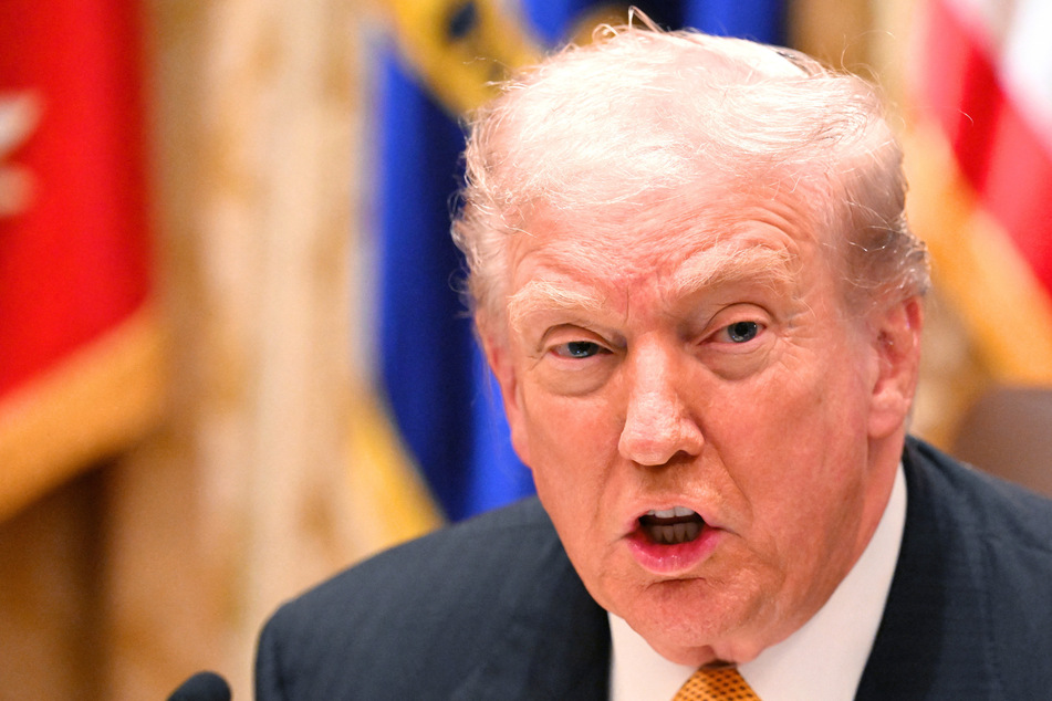 Trump promises massive rebate checks for low-income Americans as "fools" attack his tariffs