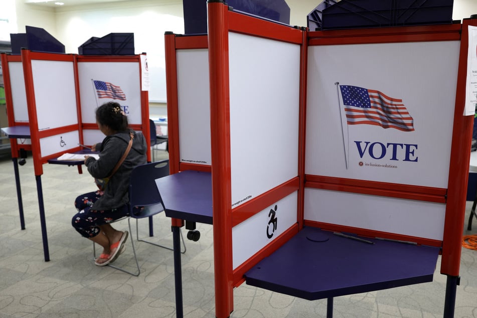 Supreme Court paves way for new Alabama redistricting which will eliminate a majority-Black district
