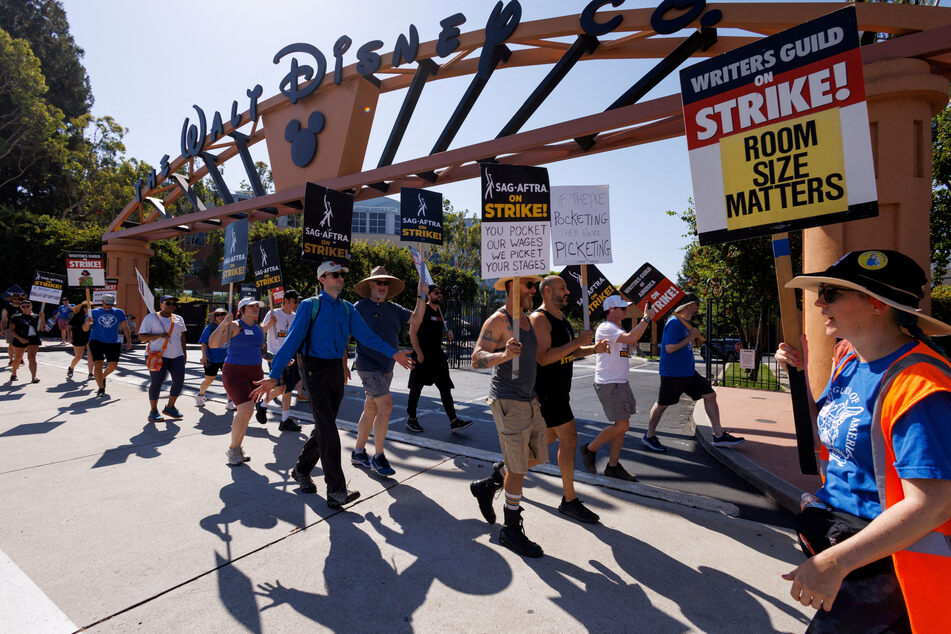 Hollywood writers announce massive breakthrough as strike ends!