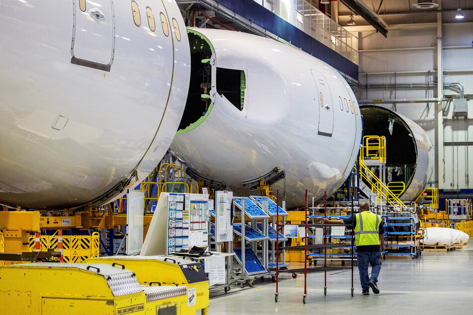 The FAA has launched a new investigation into Boeing after it emerged that some company employees skipped vital security checks on 787 Dreamliners.