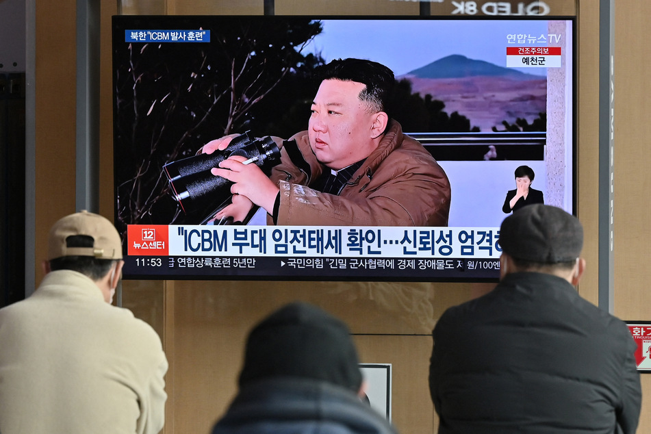 North Korean leader Kim Jong-un oversaw drills which included the testing of a new underwater nuclear weapons system.