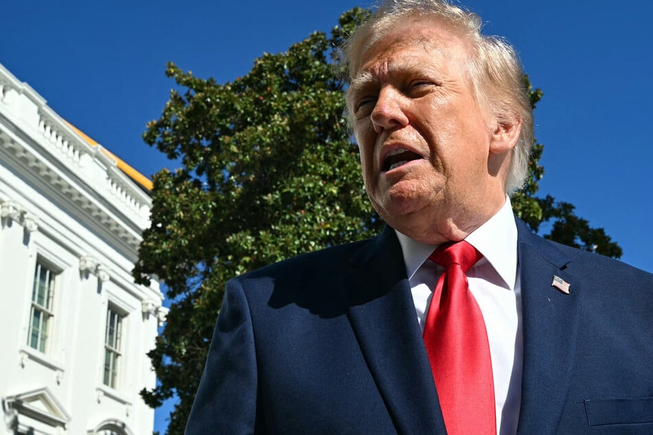 Trump weighs in on fears that Russian plague is a biological weapon
