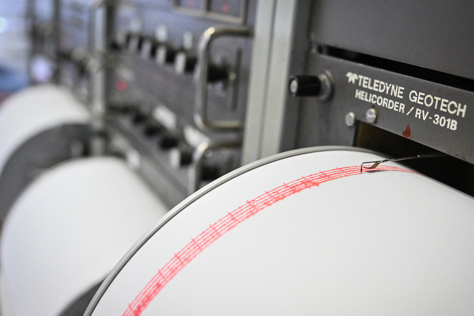 Strong earthquake hits southern California, says US Geological Survey