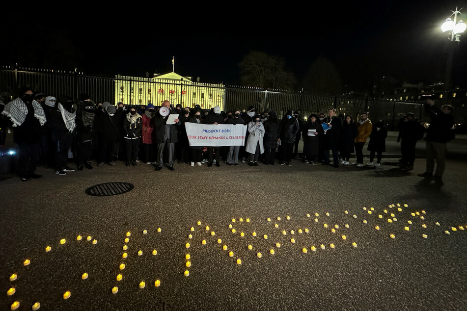 Protesters advocating for a ceasefire in Gaza and freedom for Palestinians have reported being silenced on social media.