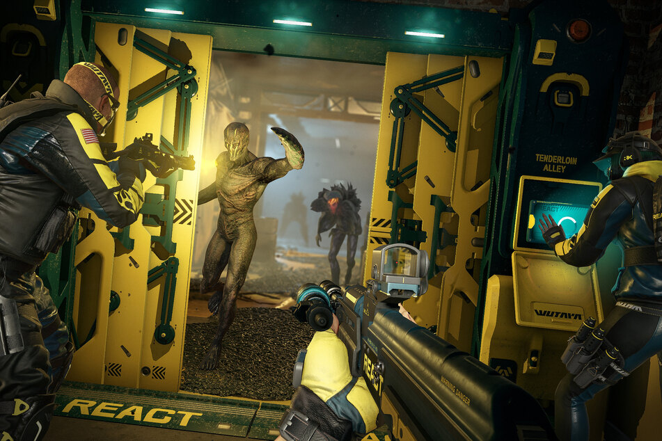 Tactical approach: Up to three players can go parasite hunting in co-op mode, but the campaign can also be played solo.