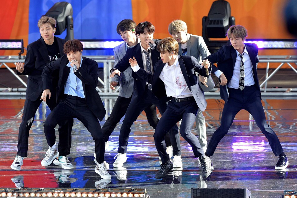 BTS' promotion of new Samsung products is smooth like butter