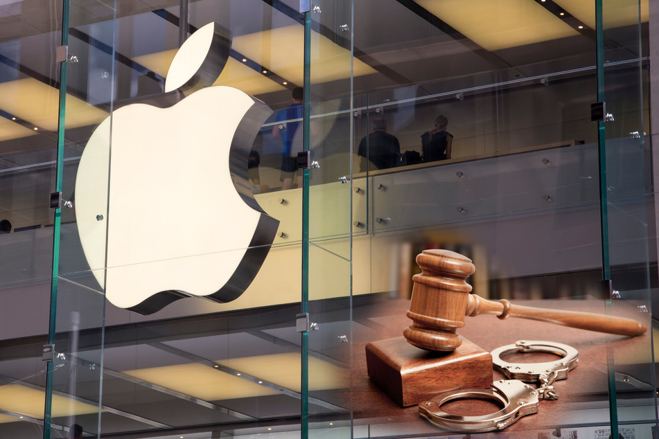 Charges dropped against Apple boss who allegedly tried to trade iPads for gun permits