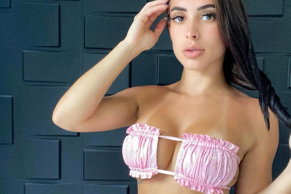 Instagram model gets into shootout with robbers who break into her home