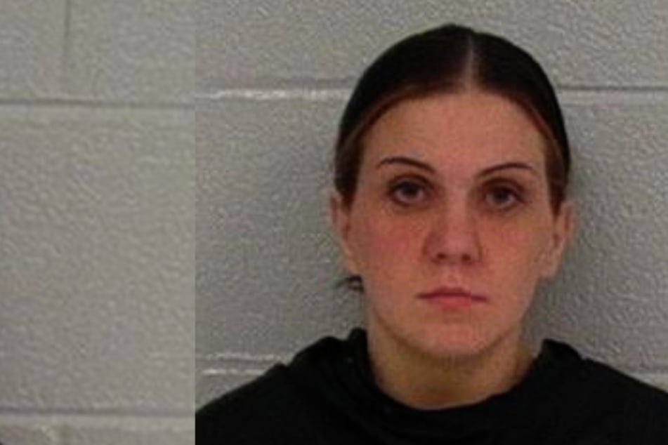 Teacher films herself masturbating in front of elementary students